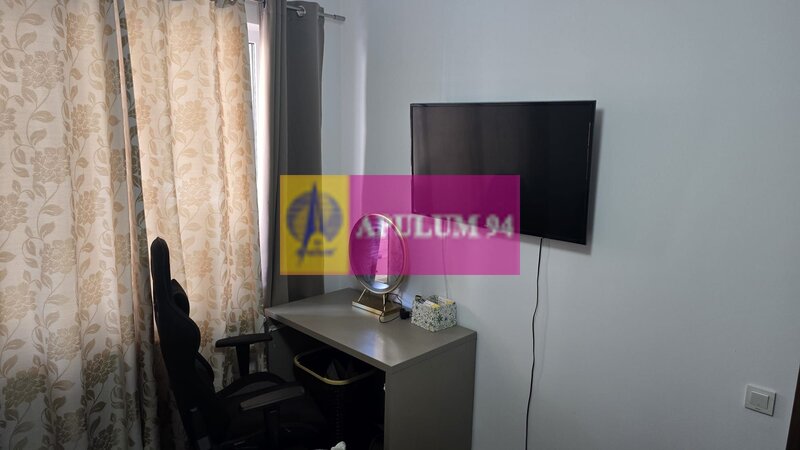 Apartament 2 camere 44mp +curte 22mp zona Metrou Aparatori - Leonida